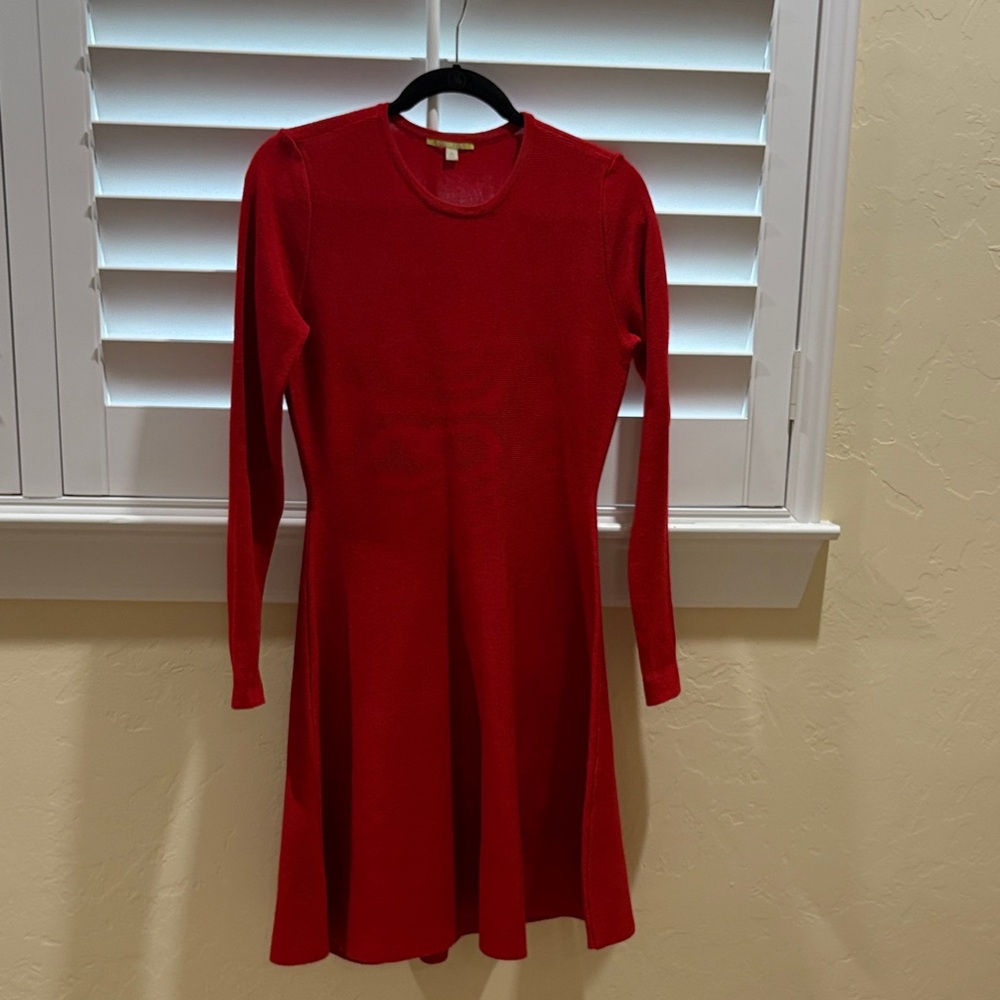 Chic Red Long Sleeve Dress